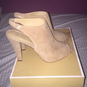 New Michael Michael Kors Ashby Sling Size 10